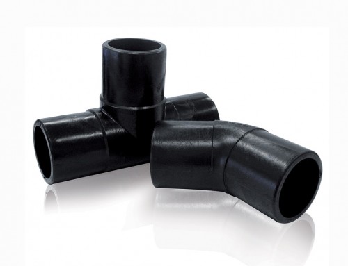 Injected moulded fittings for solid wall HDPE pipes